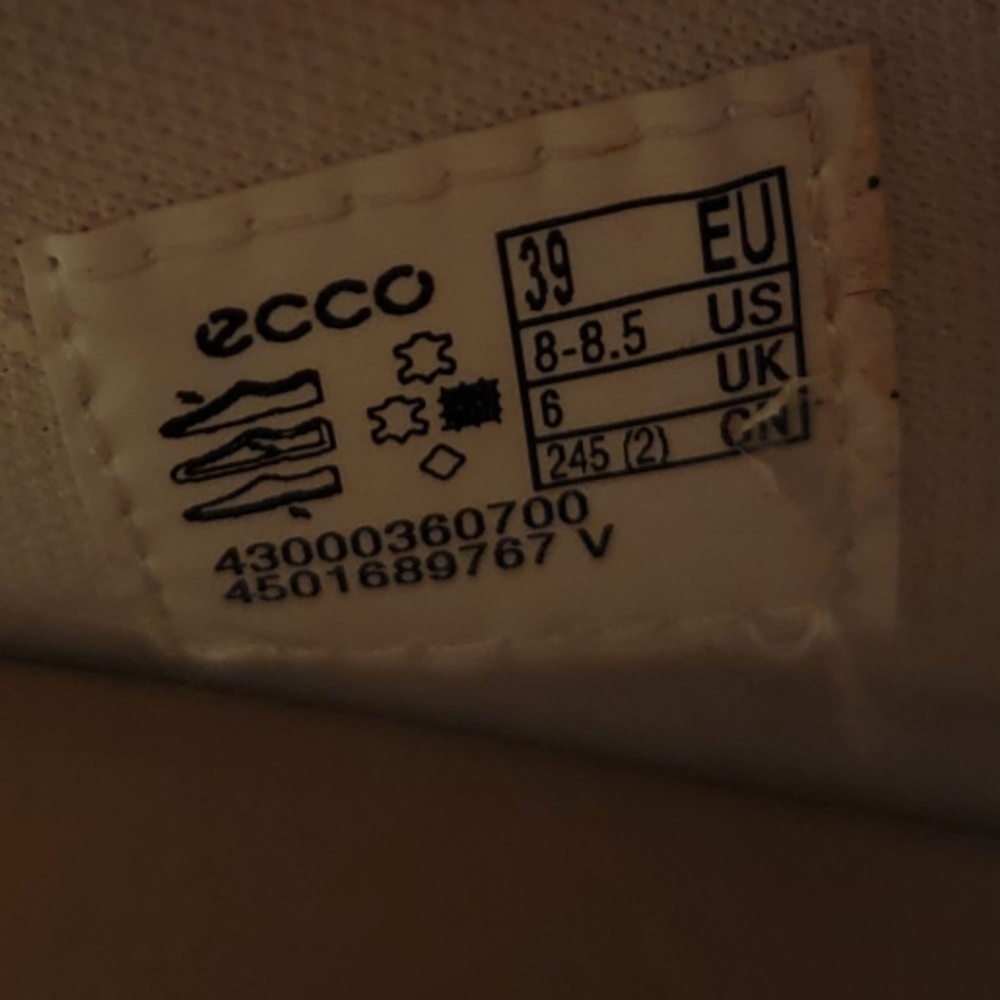 Ecco Women's Lace-Up Sneakers in Gray ROSE - Picture 3 of 9